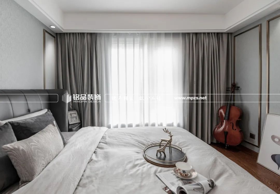 龙湖滟澜山现代轻奢案例，客餐厅打通扩容 1/3-42