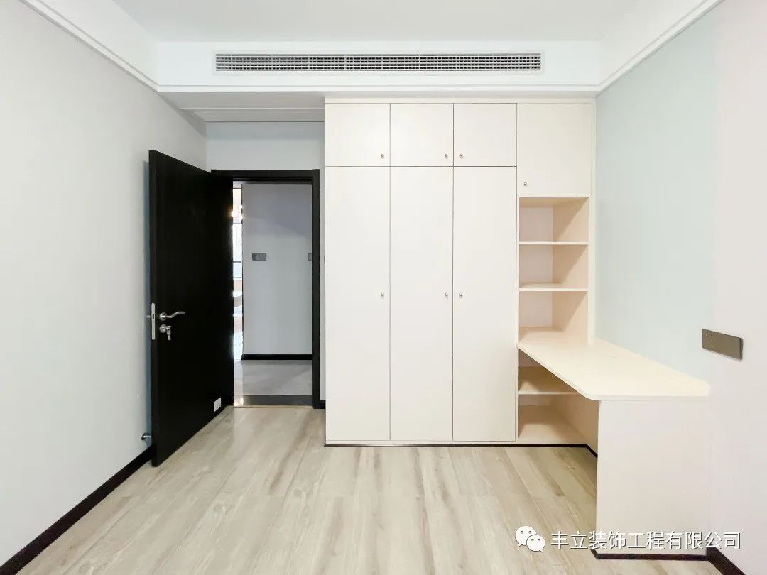 130㎡现代简约三口之家-53