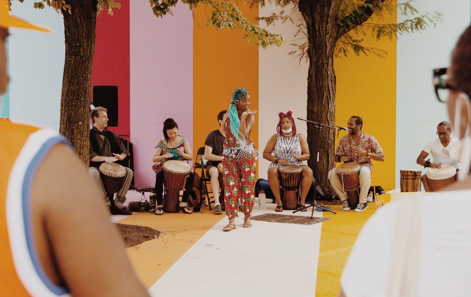 美国明亮的条纹装置丨Taller KEN 设计工作室-24