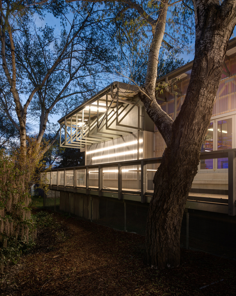 澳大利亚国立大学临时聚会村-24