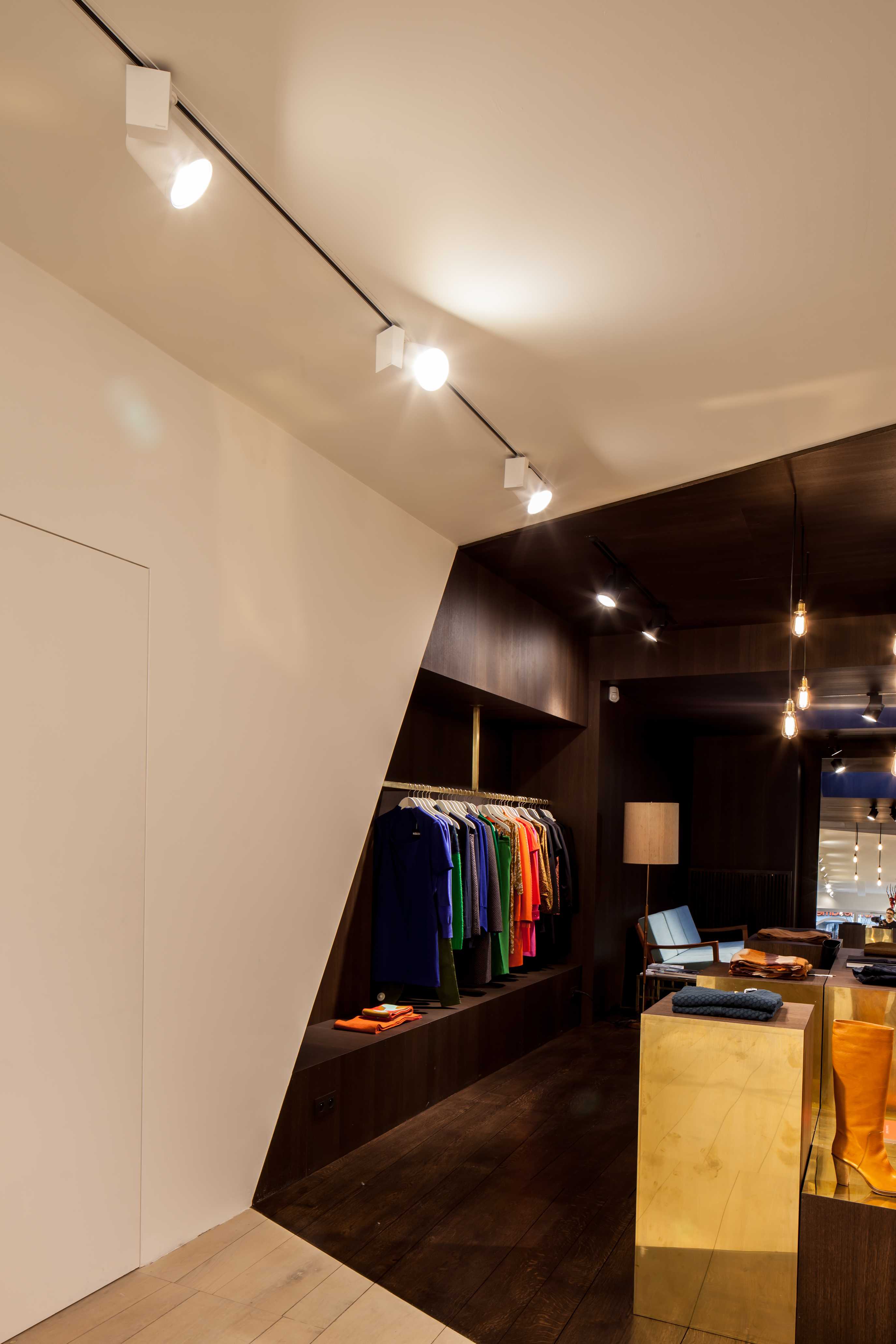 Garde-Robe Nationale - Dieter Vander Velpen Architects-7