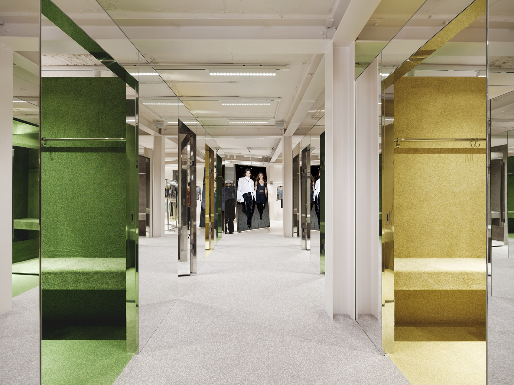 H&M首尔圣水洞店丨KoreaSeoul丨SKYnoa-58