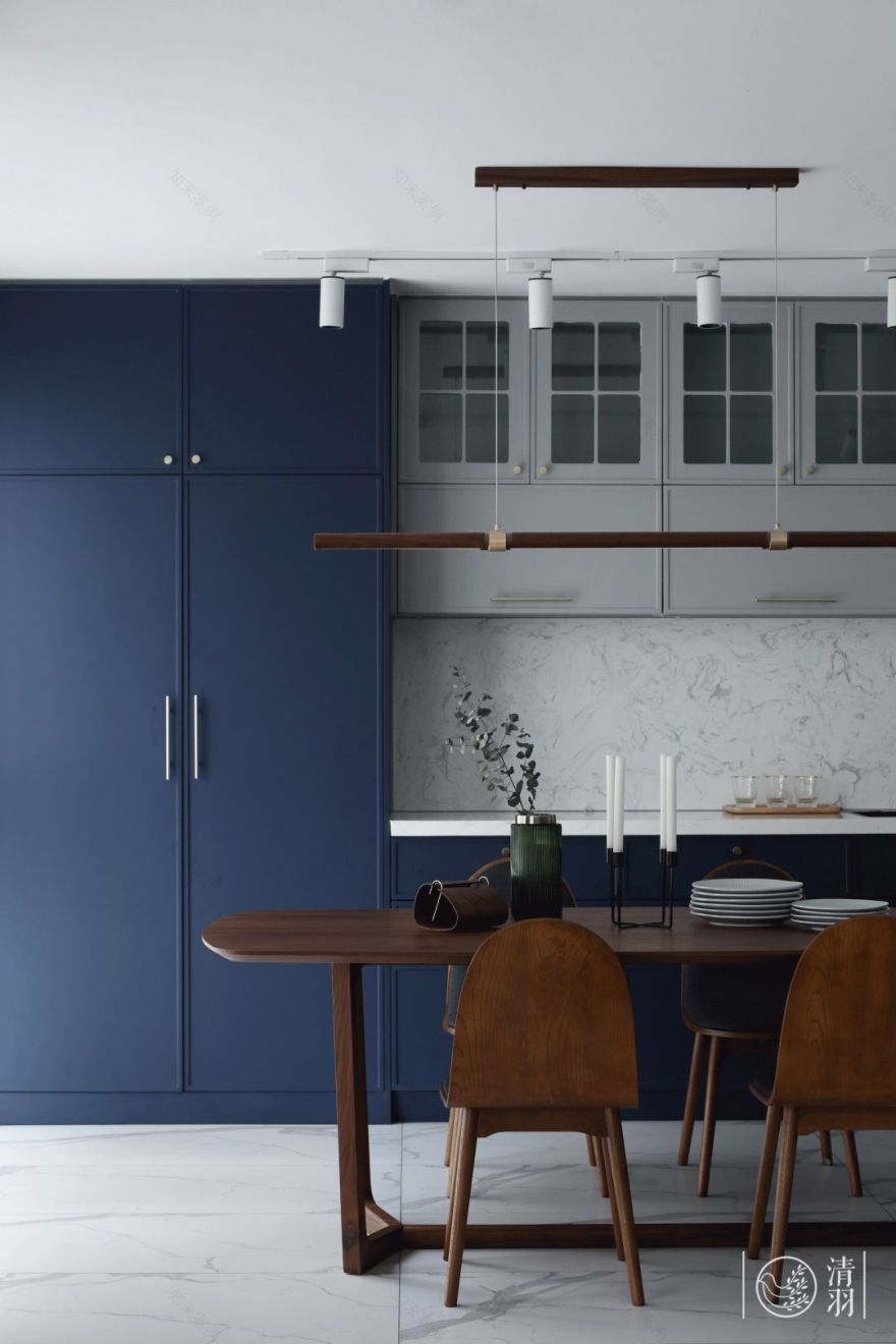 幸福诠释家的温暖——现代精致四口之家设计-51