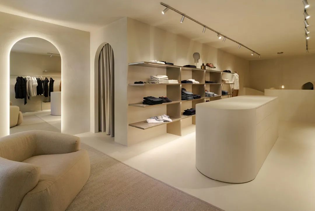 FLAIR 服装品牌店室内设计丨意大利丨ASAGGIO Architecture-0