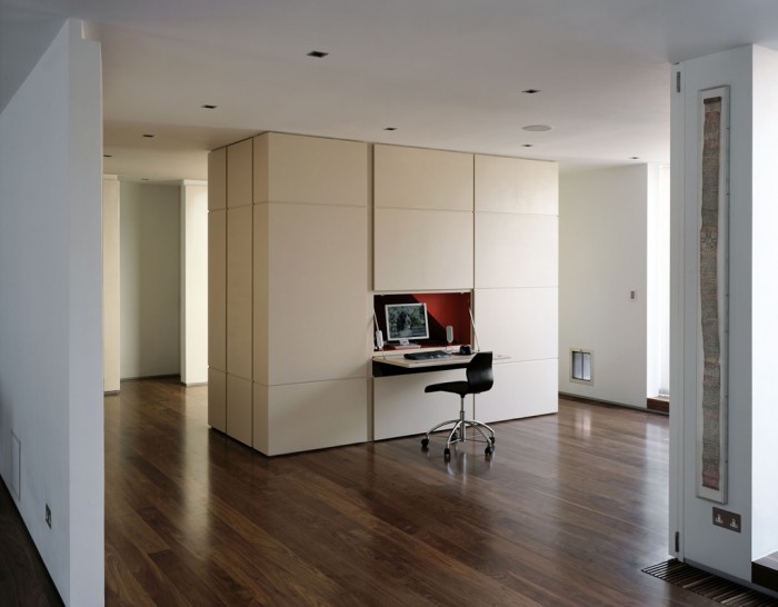 克莱肯韦尔的云（注：Clerkenwell是伦敦的一个地区，the cloud直译为云，这里不清楚具体所指的云是实际的云，还是有特定名称含义的事物，如某个建筑、场所叫云等，需结合具体语境进一步明确但按照要求只给出此翻译） 丨英国伦敦丨Boyarsky Murphy Architects-11