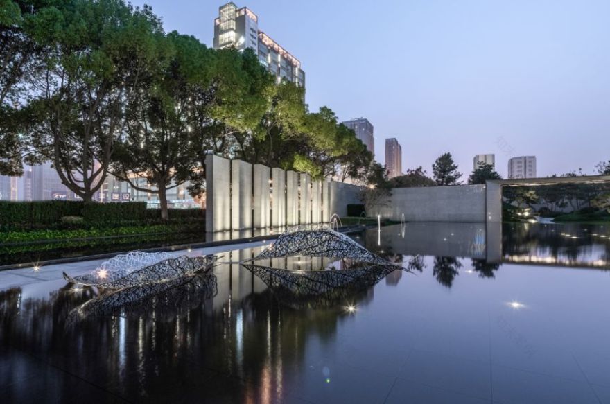 以现代山河之形雕琢极简 | 苏州融创金融街-50