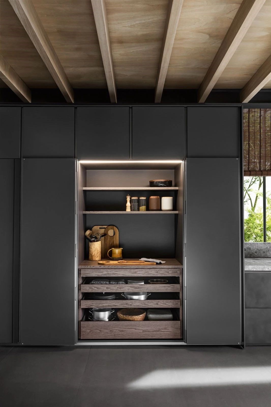 厨房玩转高级灰 大牌橱柜新系列点评-71