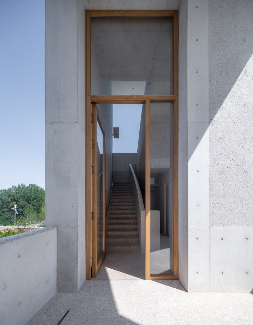 降落在阿那亚广场上精密音乐盒子的混凝土礼堂设计丨中国秦皇岛丨直向建筑-26