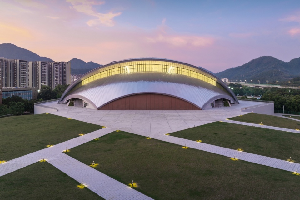 广东理工职业学院体育馆丨中国中山丨华南理工大学 + 江苏浩森建筑设计有限公司-12