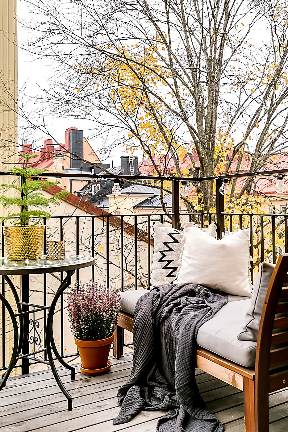 瑞典古典公寓的复古工业蓝灰色设计-20