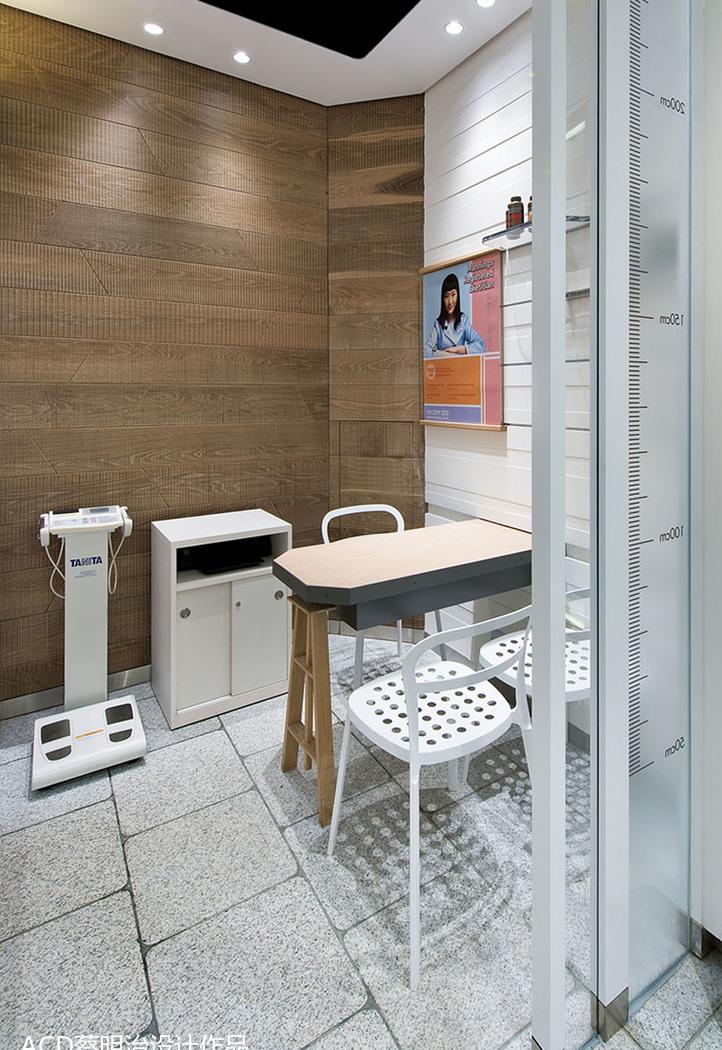 香港 IFC 万宁 Plus 概念店 | 绿色环保设计打造舒适购物空间-24