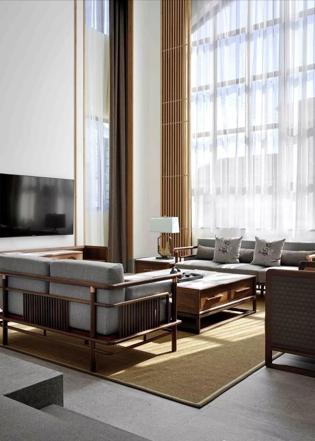 新中式复式空间，黑胡桃木家具打造淳朴意境-28