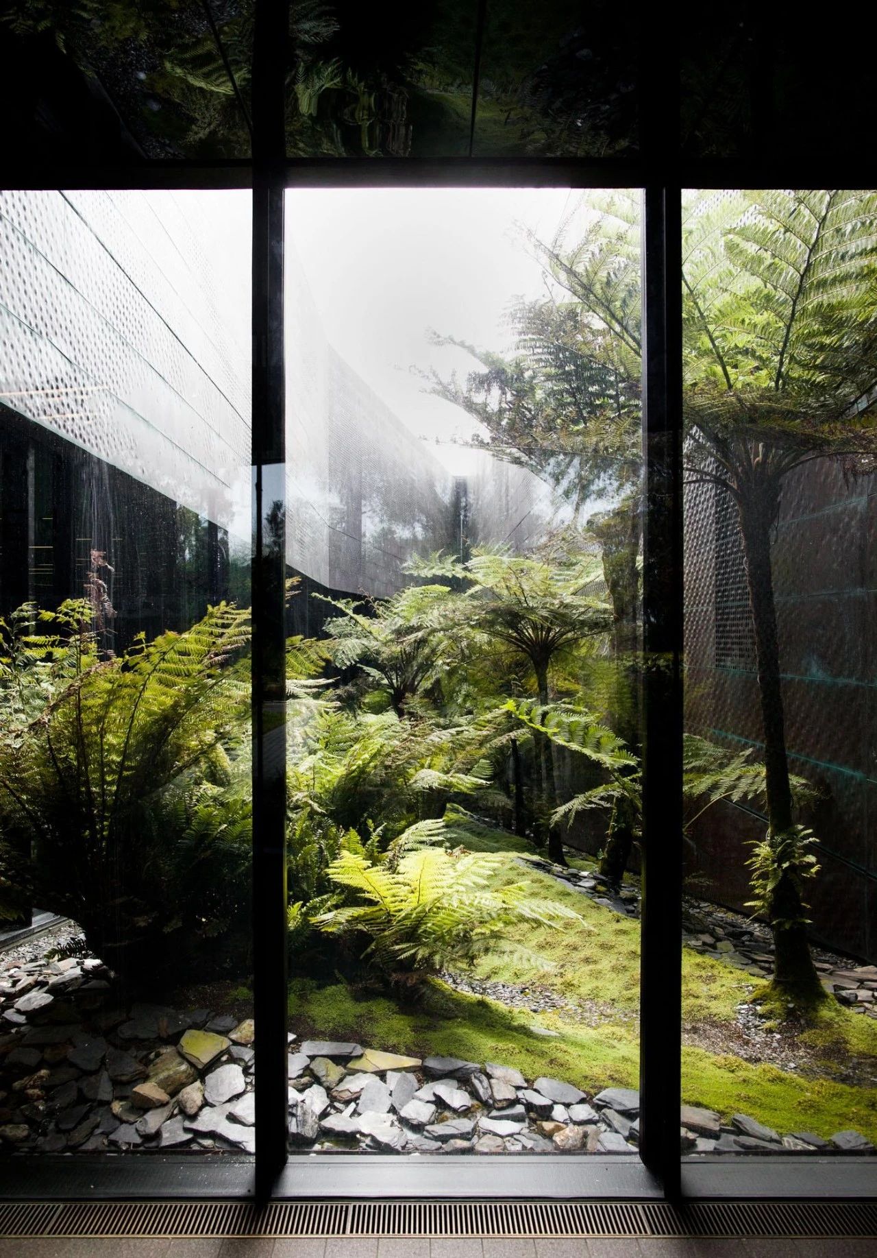 赫尔佐格与德梅隆  建筑是时代的镜子_20240329-60