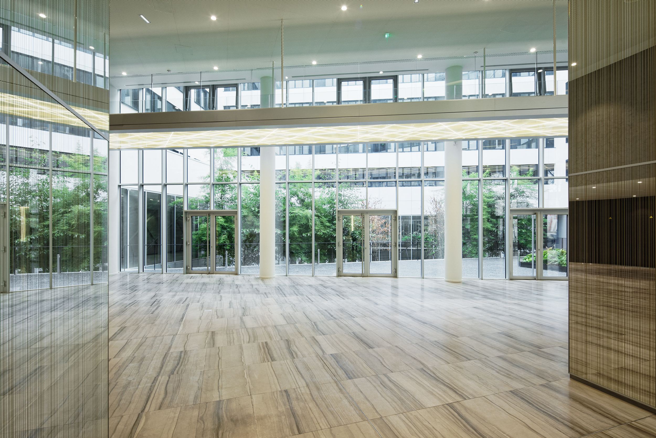 巴黎商办空间重塑,连接双重视野-19