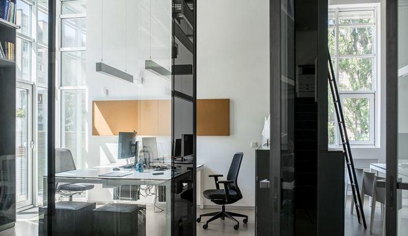 极简主义下的办公空间设计欣赏-17