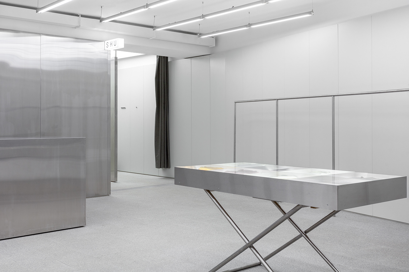 SHU store 服装店丨俄罗斯丨adept.works-27