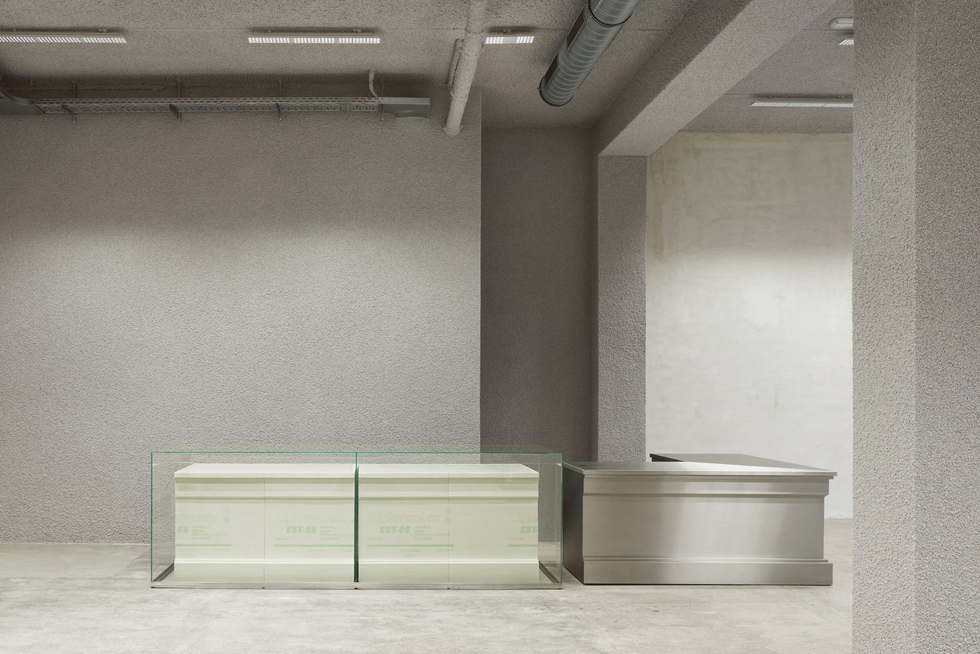 Highsnobiety 菩提树下大街店丨德国柏林丨VAUST Studio-0