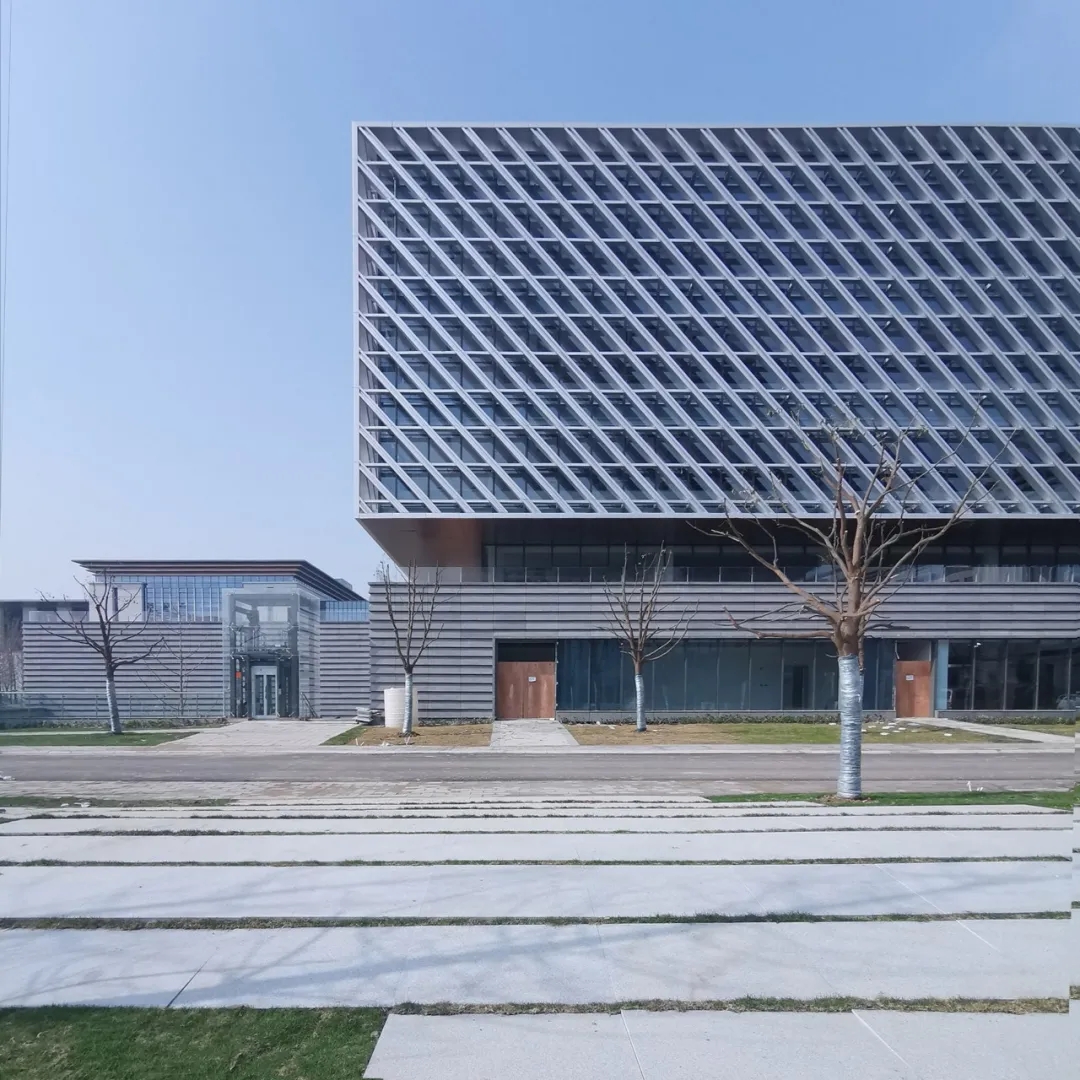 网络安全学院图书馆-18