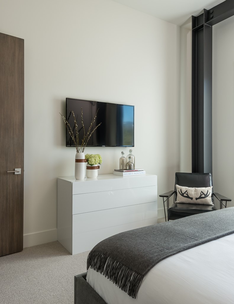 MODERN MOUNTAIN Denton House-4