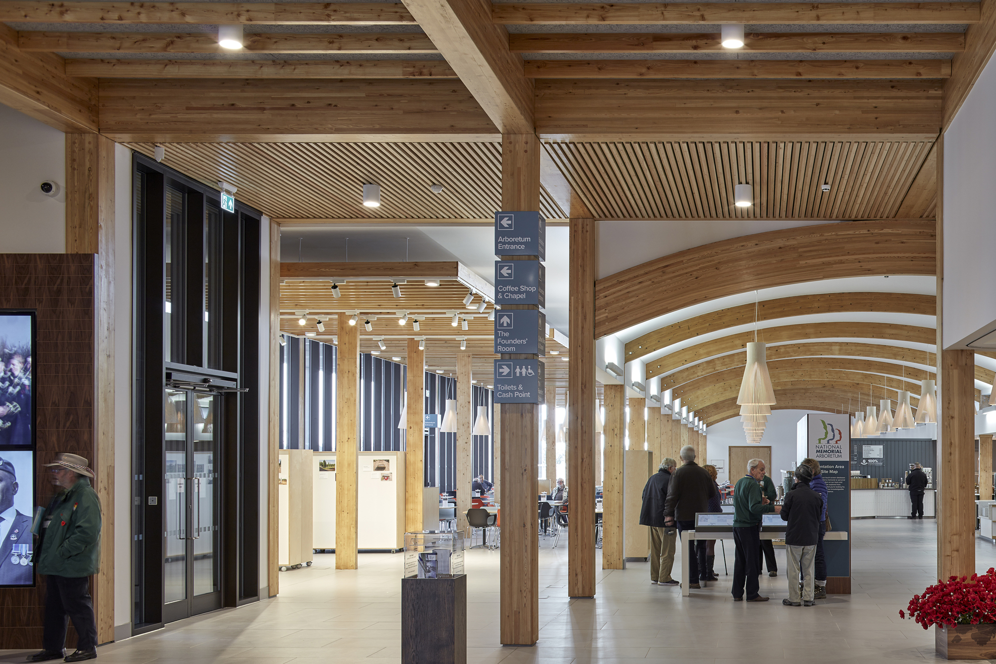 National Memorial Arboretum’s Remembrance Centre / Glenn Howells Architects-17