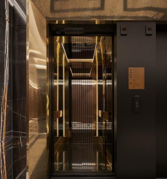 欧洲之星里斯本海湾酒店（注：Eurostars一般指欧洲之星酒店集团，Bai·a推测是葡萄牙语海湾baía的错误写法，结合语境这样翻译较为合适，但纯字面内容主要是品牌和地名，严格来说直接音译欧罗之星里斯本拜阿更准确） 丨PF1 Interiorismo Contract-37