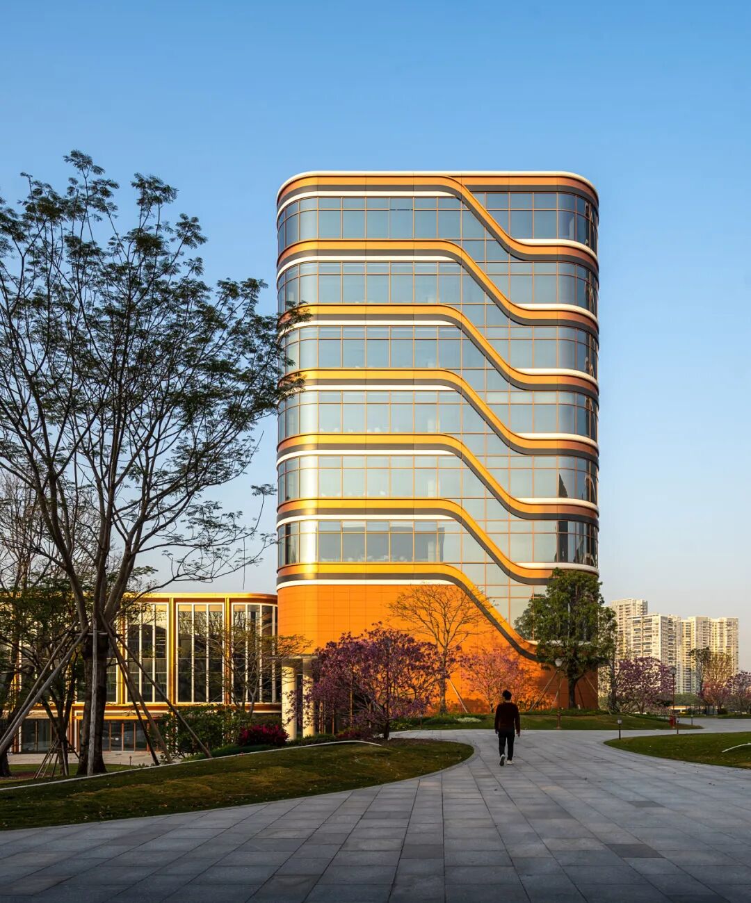 设计赋能，成就建筑美学典范▎华为广东区域总部-33