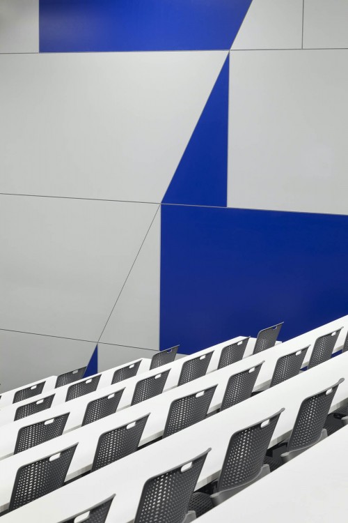 多伦多大学密西沙加分校礼堂翻新项目丨加拿大丨Gow Hastings Architects-8