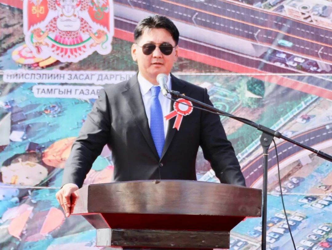 中国铁建承建蒙古国最大互通立交桥主桥通车-6