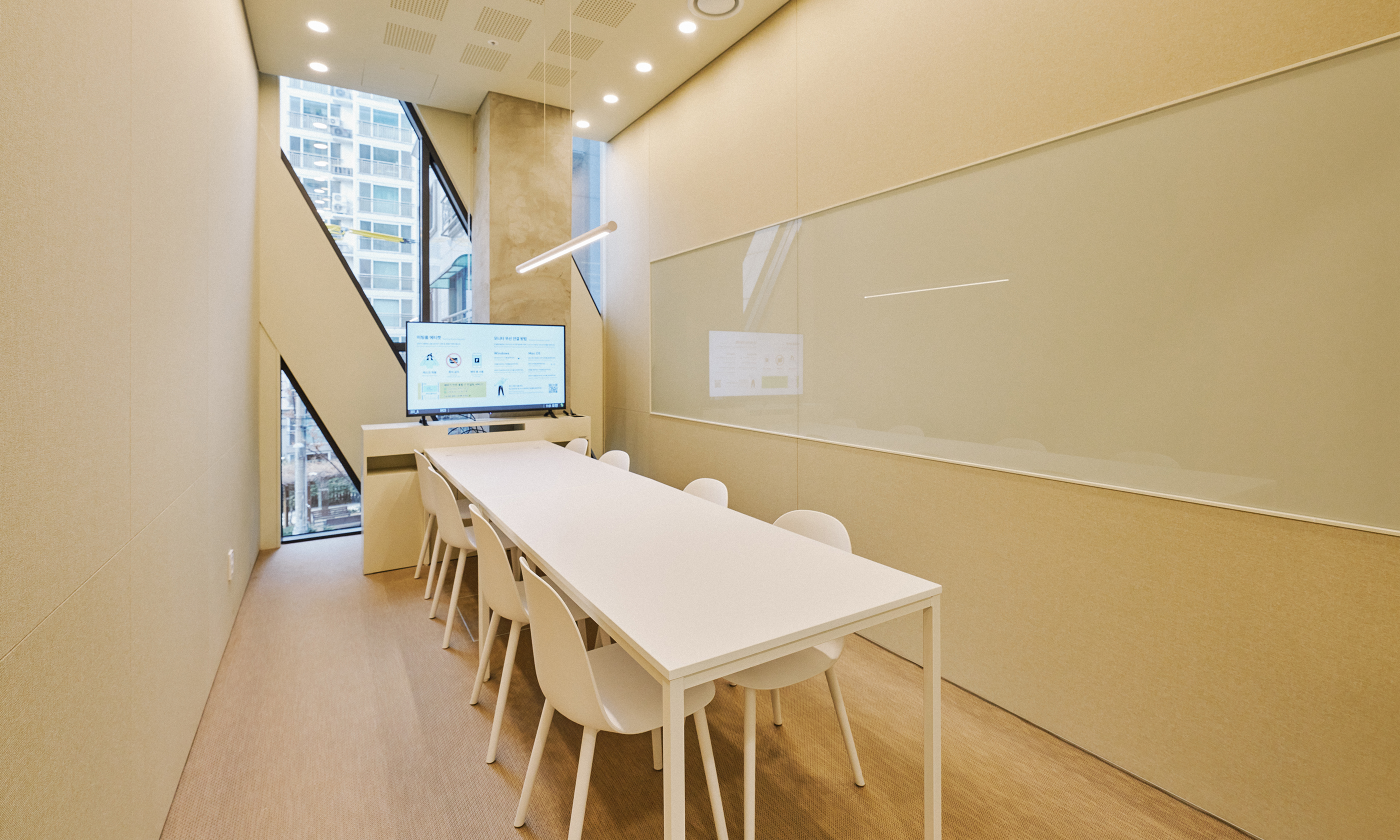 FASTFIVE Office interior-6