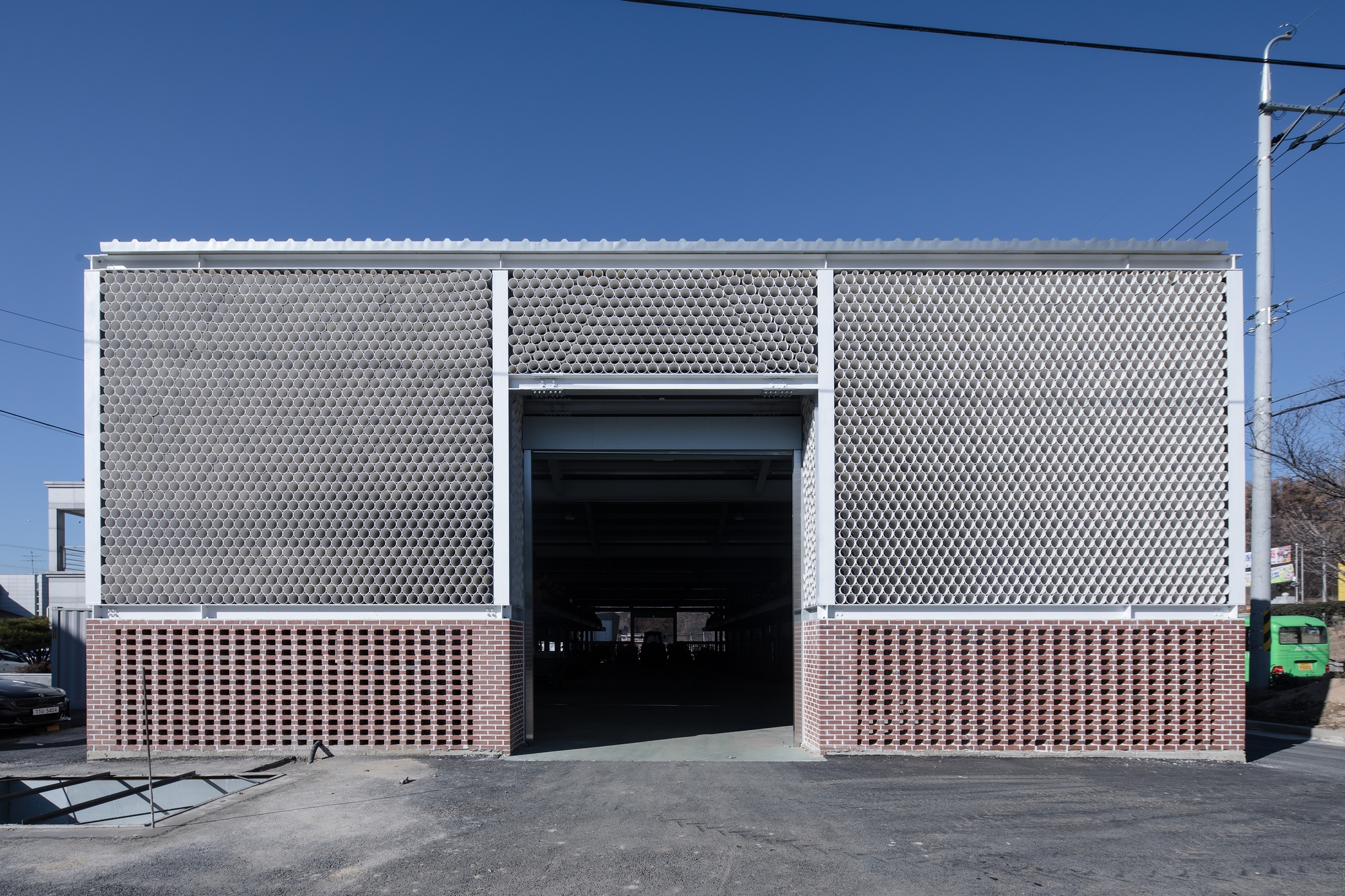 ASAN Warehouse  / Studio Atelier Maroo-26