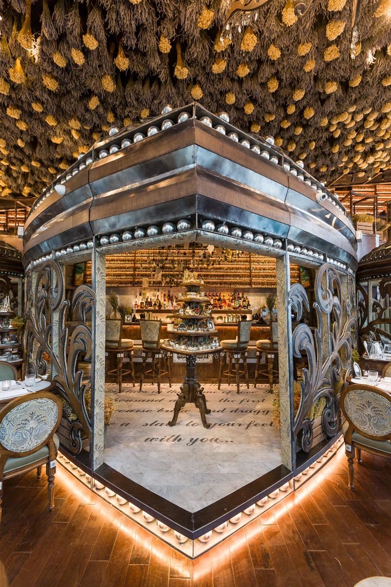 Maggie Choos 酒吧丨中国香港丨Ashley Sutton-57