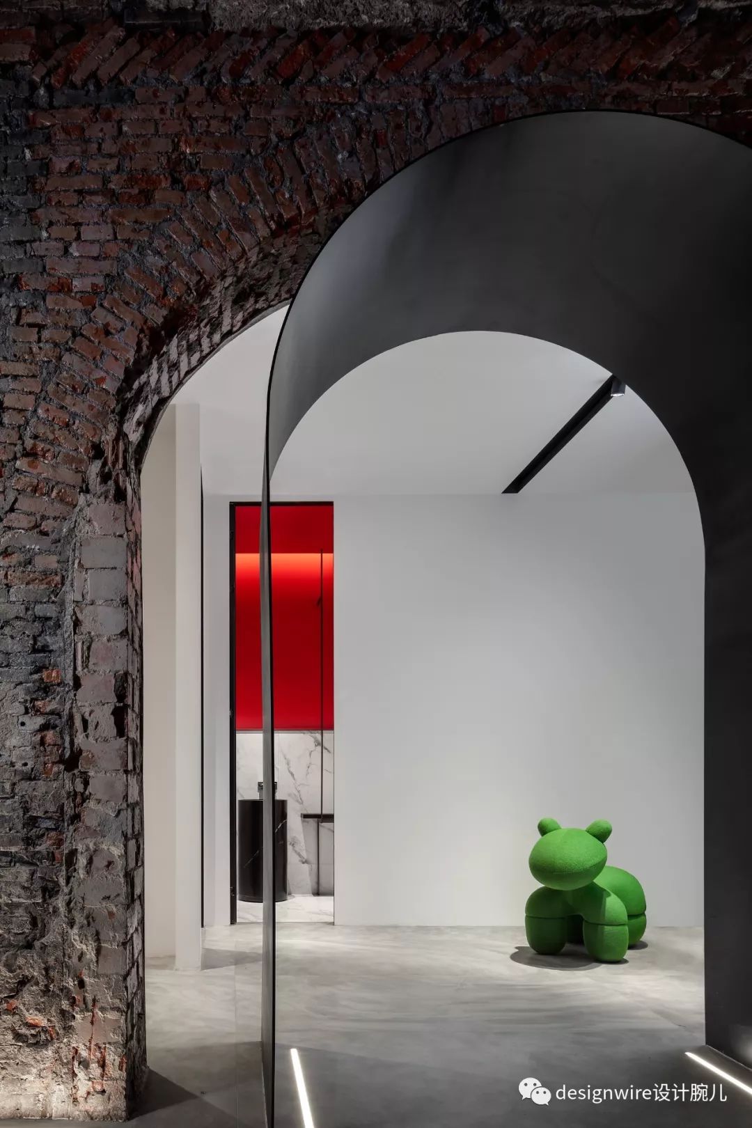 上海老建筑中的现代艺术盒子-25