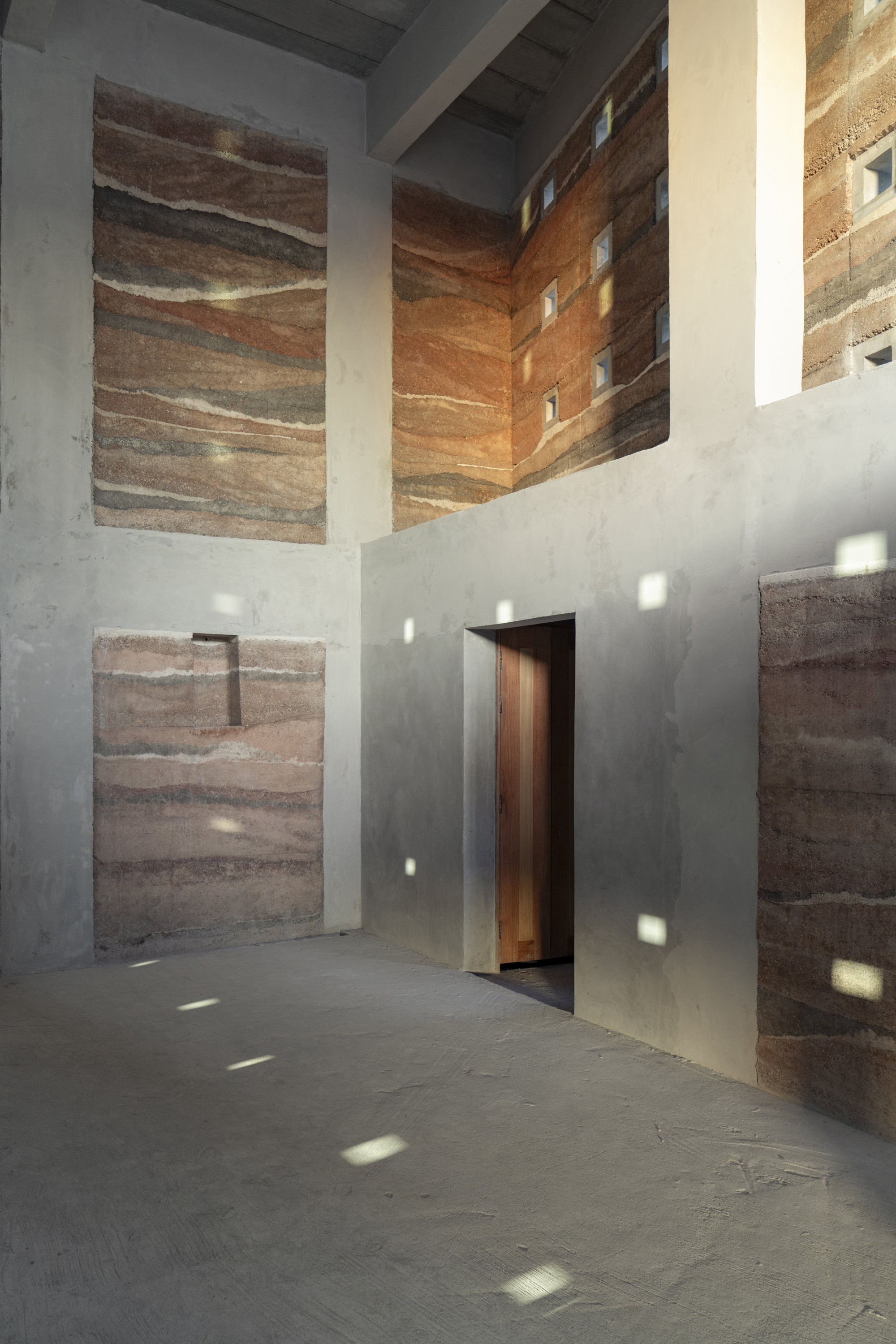 Chonburi 多功能建筑丨泰国春武里丨SUPHASIDH-11