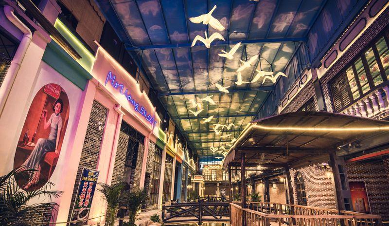 广州梁氏鹅城——工业遗址再利用的复古工业风主题餐厅-16