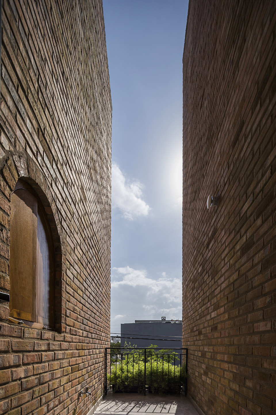 Cuckoo住宅，越南 / Tropical Space-50