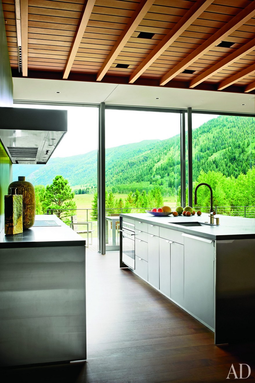 Aspen Residence with Magnificent Panoramic View Over a Nature Reserve-19