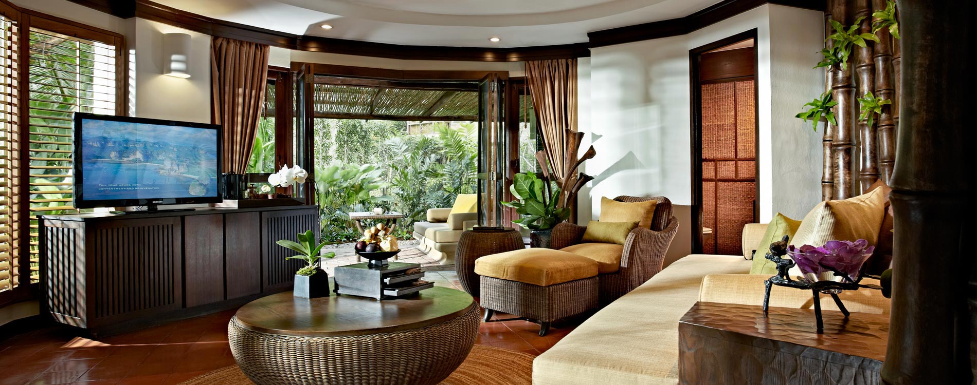 Exploring 20 Opulent and Elegant Luxury Hotels in Thailand - Covet Edition-17