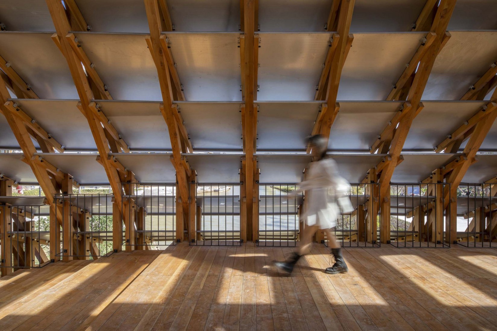 LUO studio设计的江门木质拱桥丨中国江门丨LUO studio（由罗宇杰创办）-38