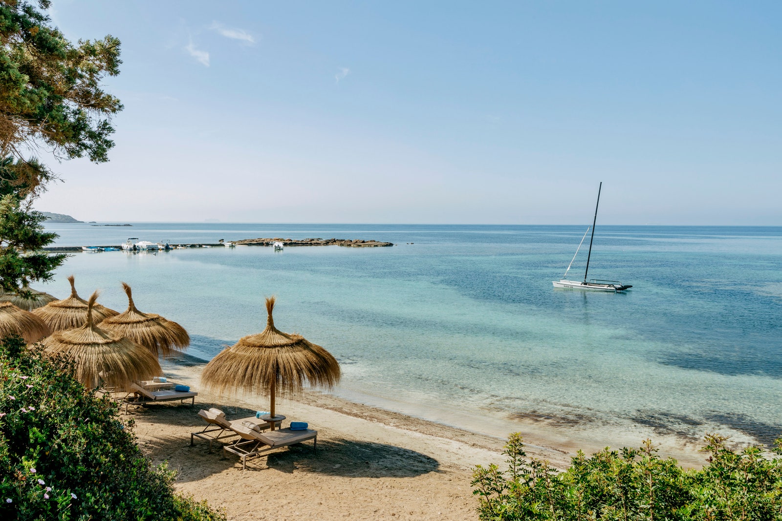 ibiza 岛屿风情,酒店与餐厅的室内设计之旅-5