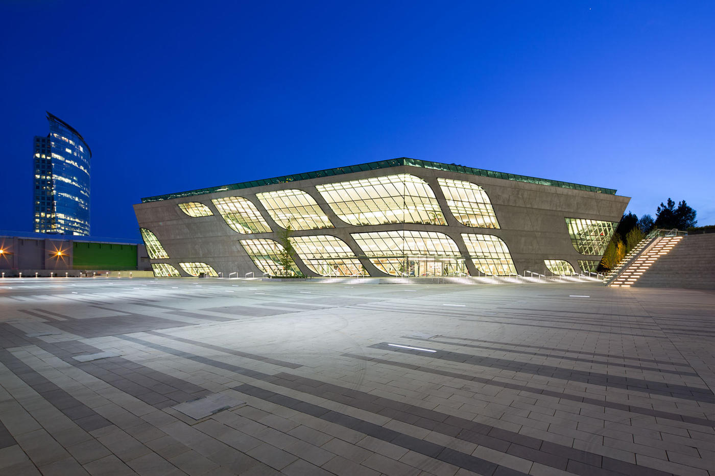 加拿大 Surrey 城市中心图书馆-1