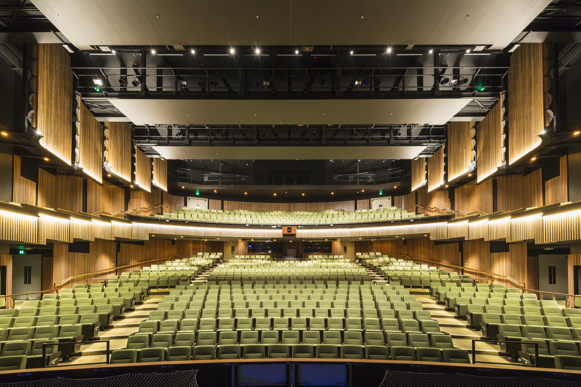 Cairns Performing Arts Centre / Cox Architecture + CA Architects-14