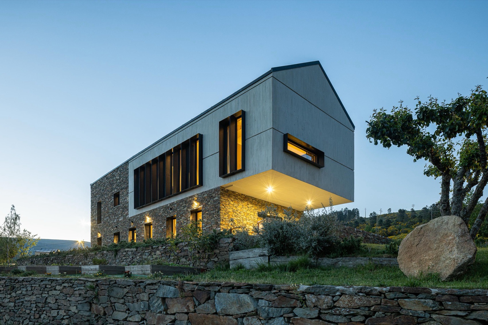 TerraSense山地隐逸度假酒店丨Atelier DRK-84