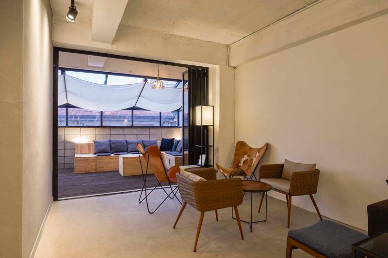 现代简约风 30 坪咖啡厅设计-17