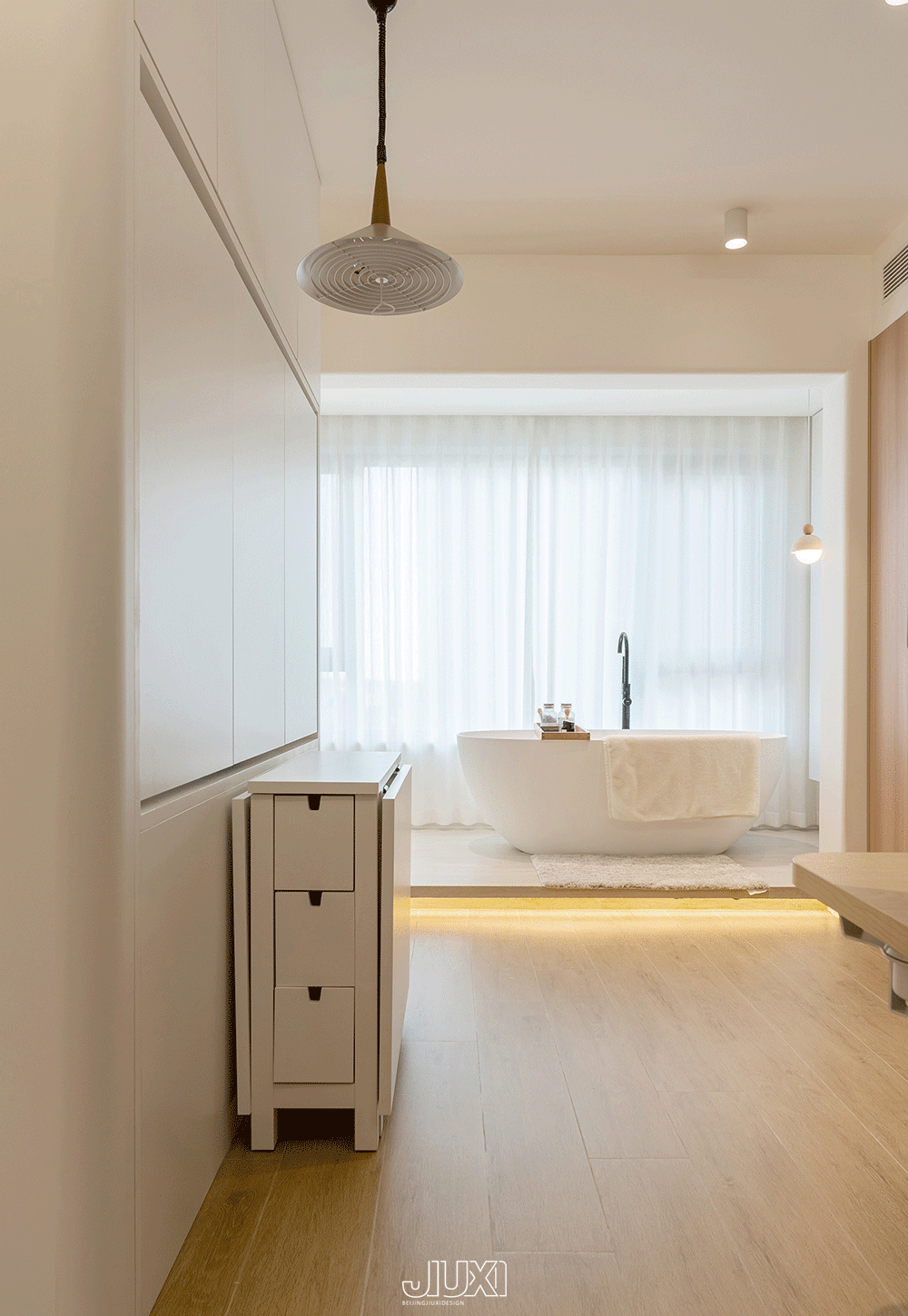 67㎡小家靠旋转电视墙，变出N种生活场景-20