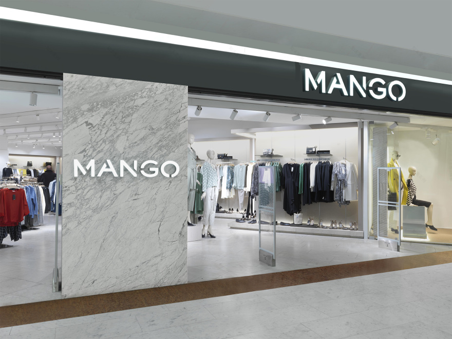 Mango 商店入口丨意大利佛罗伦萨-2