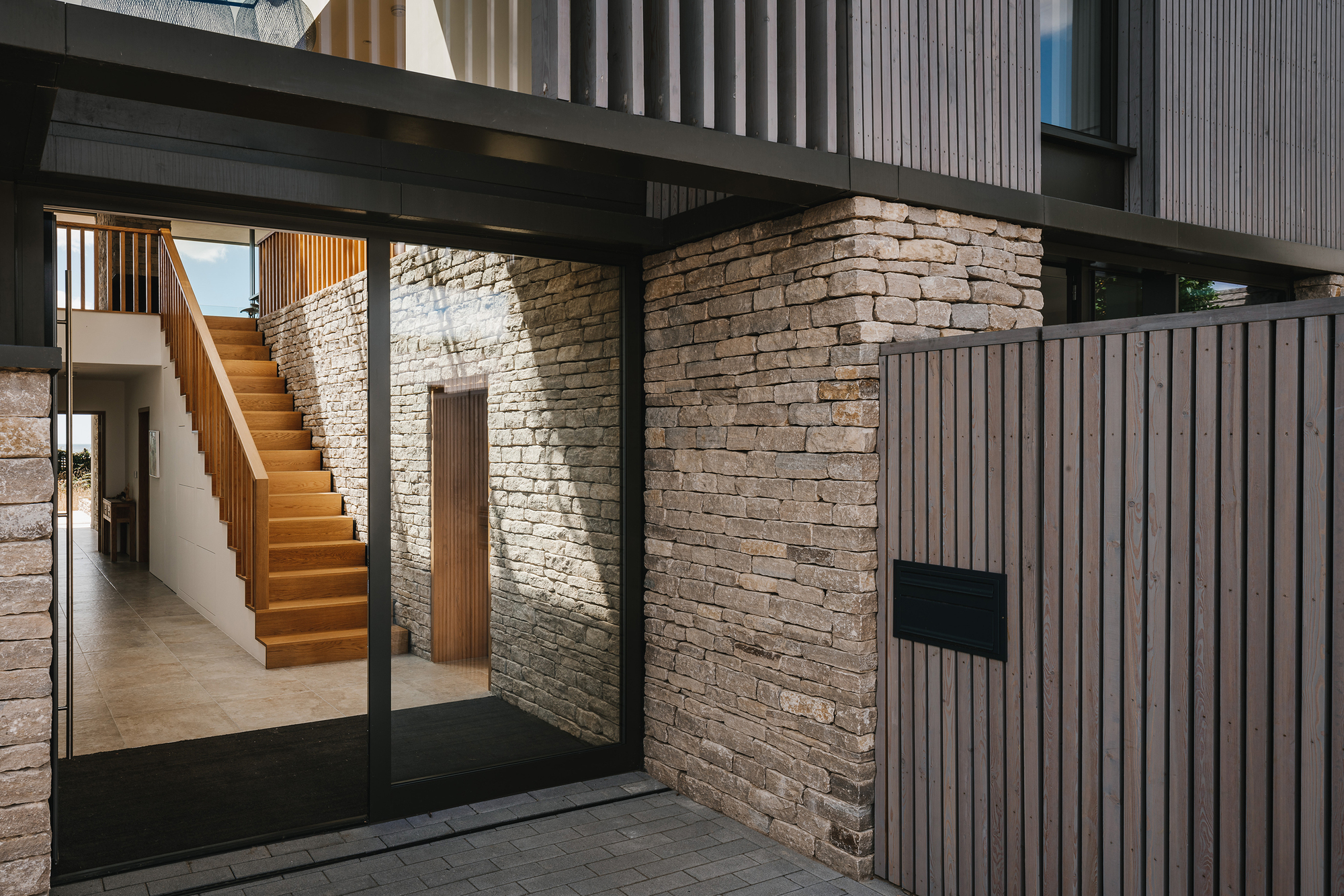 水边颠倒艺术家之家丨英国丨OB Architecture-14