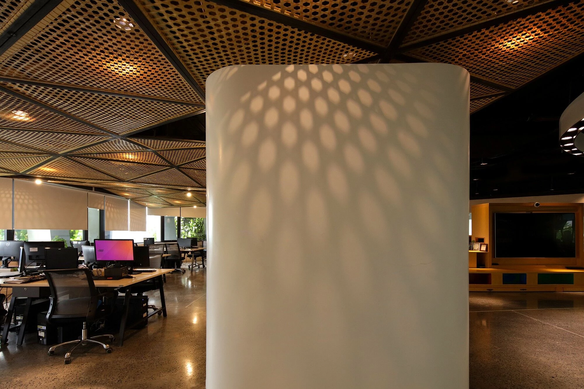 Featured working space of FPT Software-14