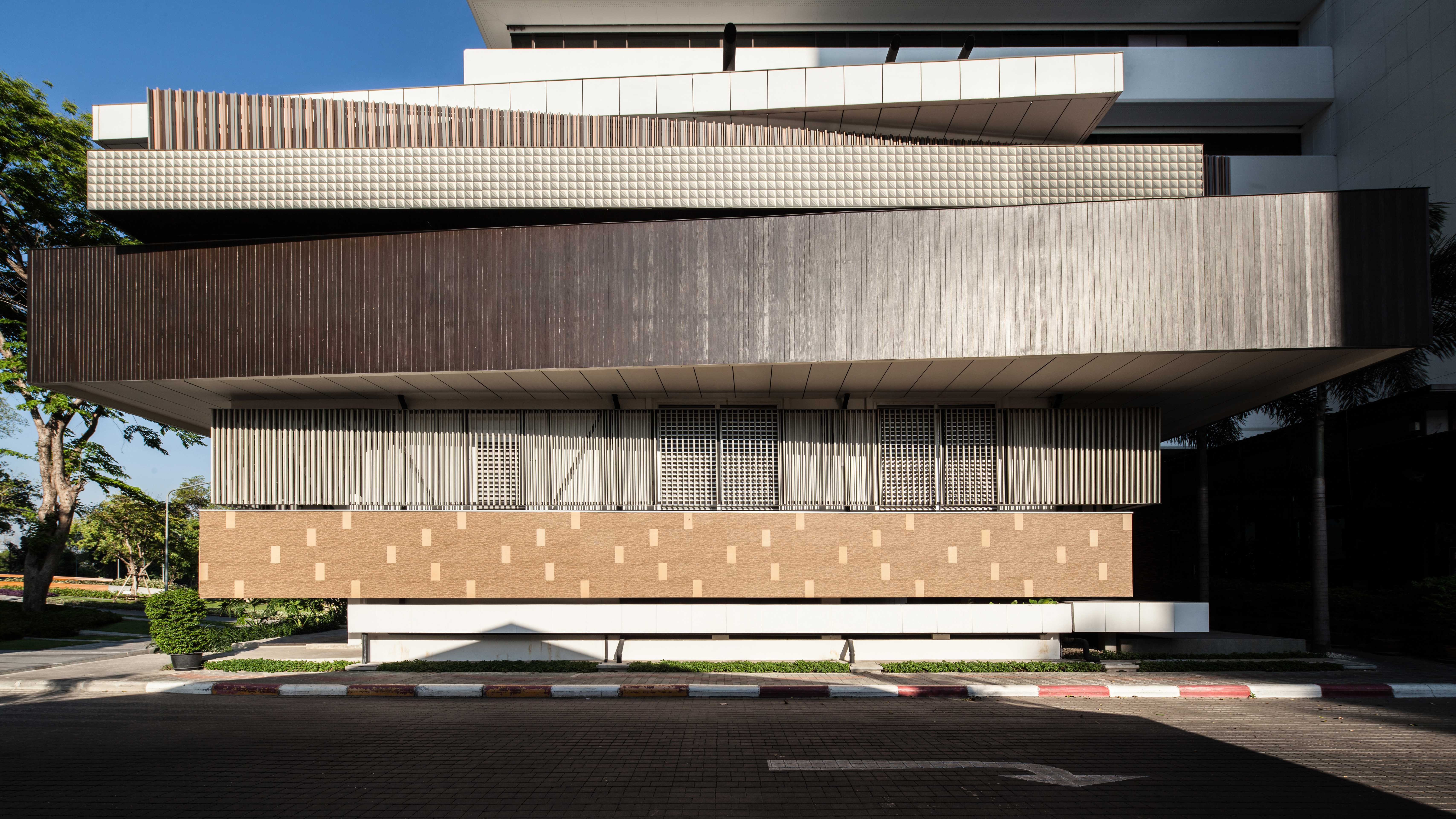 SCG 动力屋中心——现代工业风展示空间-22