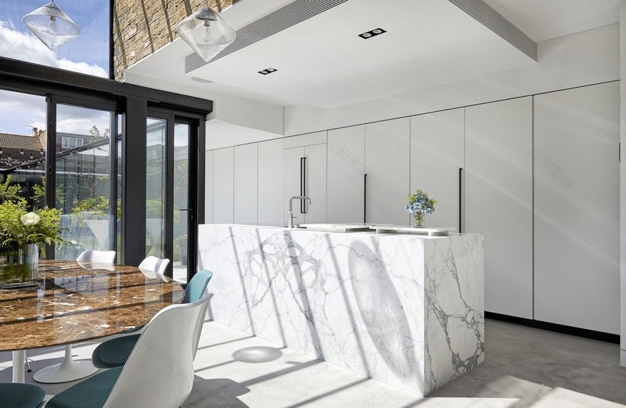 A Stunning Contemporary Renovation of a Victorian Semi-Detached Property in Twickenham, London-10