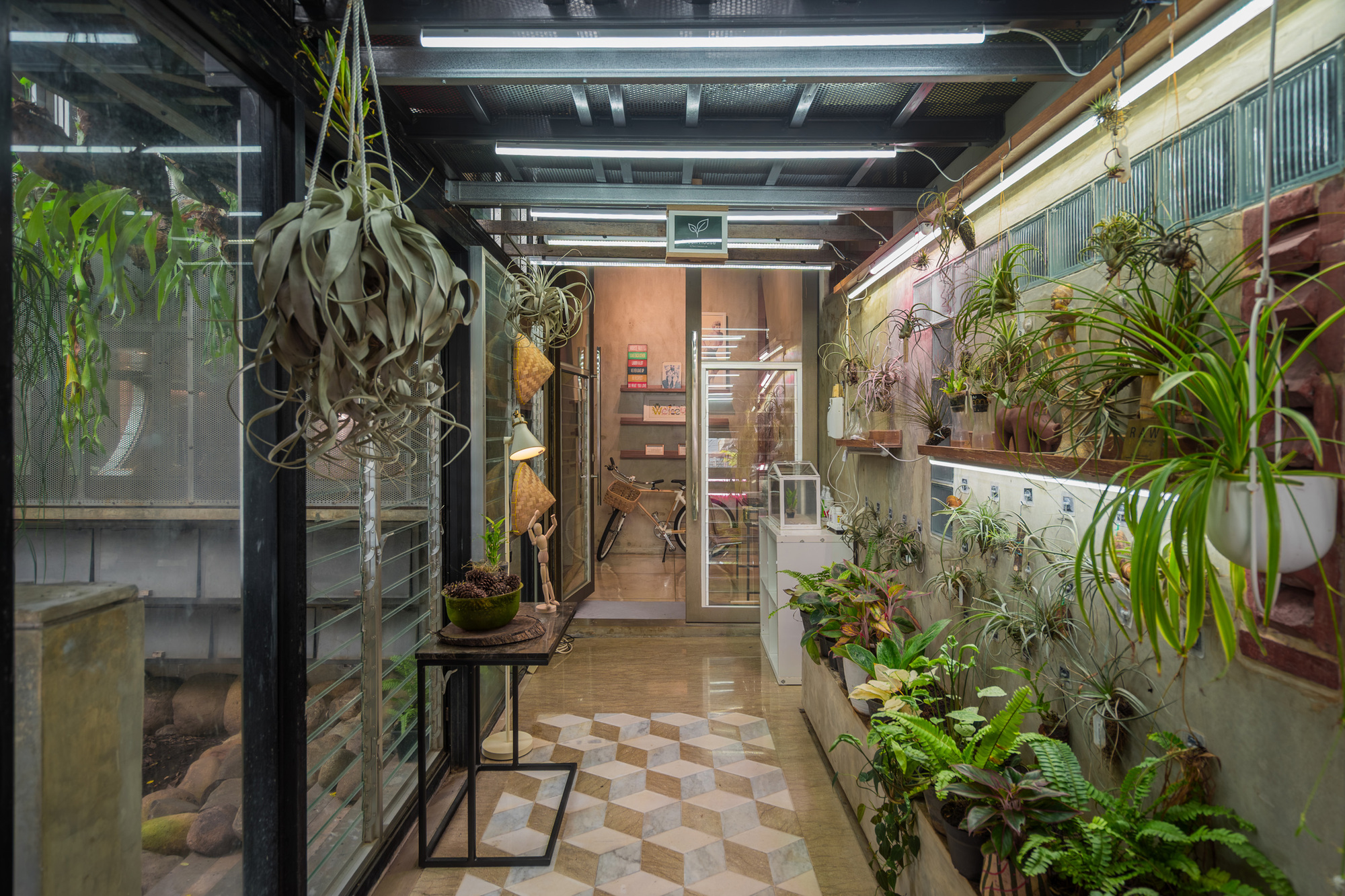 绿意盎然的别墅住宅兼工作室丨印度丨Realrich Architecture Workshop-55